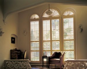 Hunter Douglas NewStyle shutter