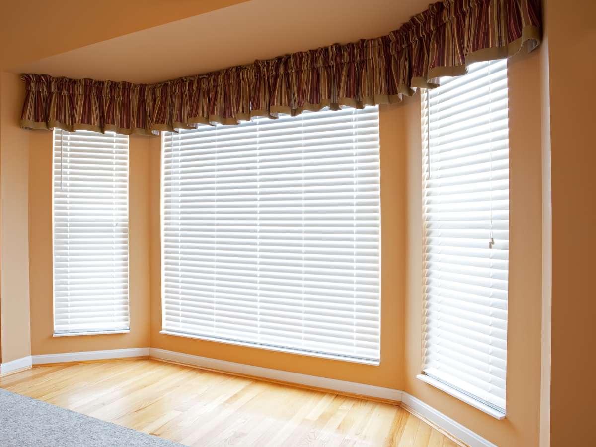 blinds design - bay windows