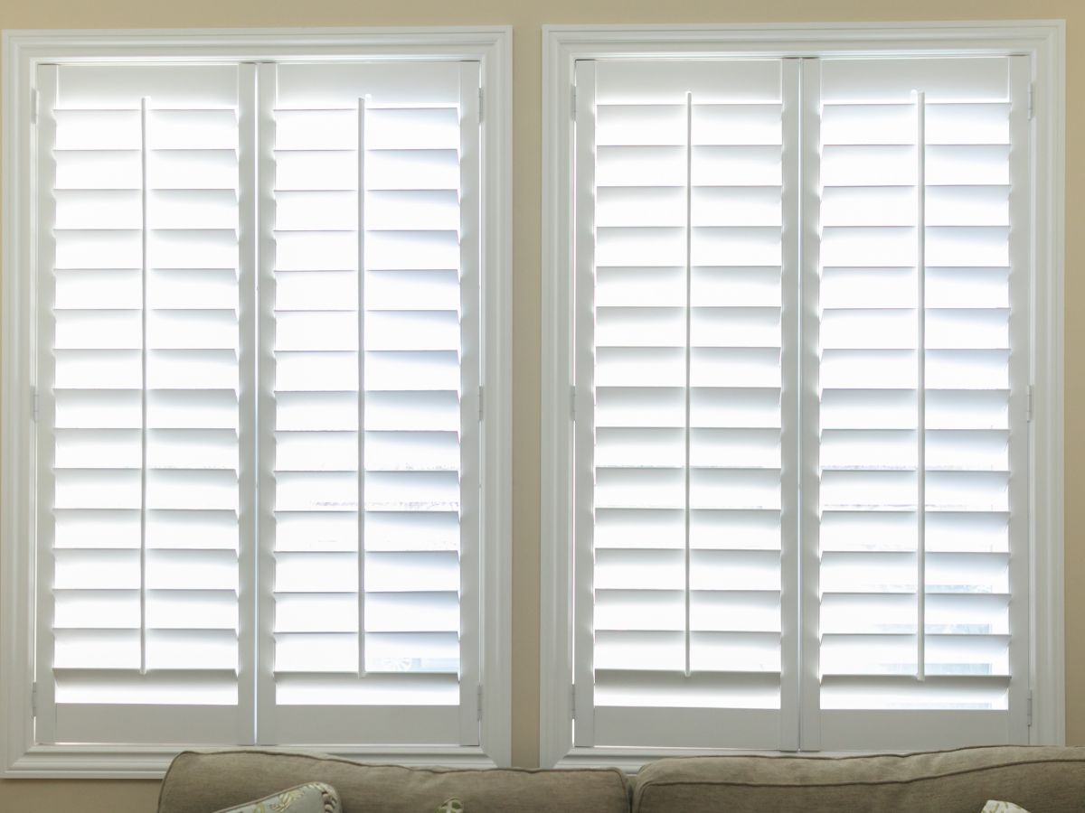 SUE'S SHUTTERS Simply White PVC Plantation Shutters – Made To Measure, Fast UK Delivery